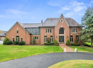 60 Garrett Rd, New Wilmington, PA 16142