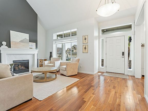3rd image of 11189 SE Lenore St