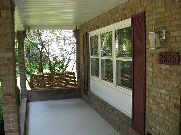 2nd image of 2526 San Moritz Cir