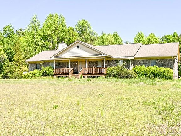 4th image of 2755 Langley Rd #1