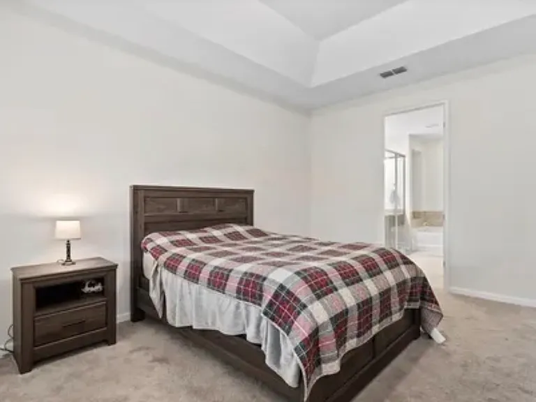 11811 Meadowgate Pl — Photo 6