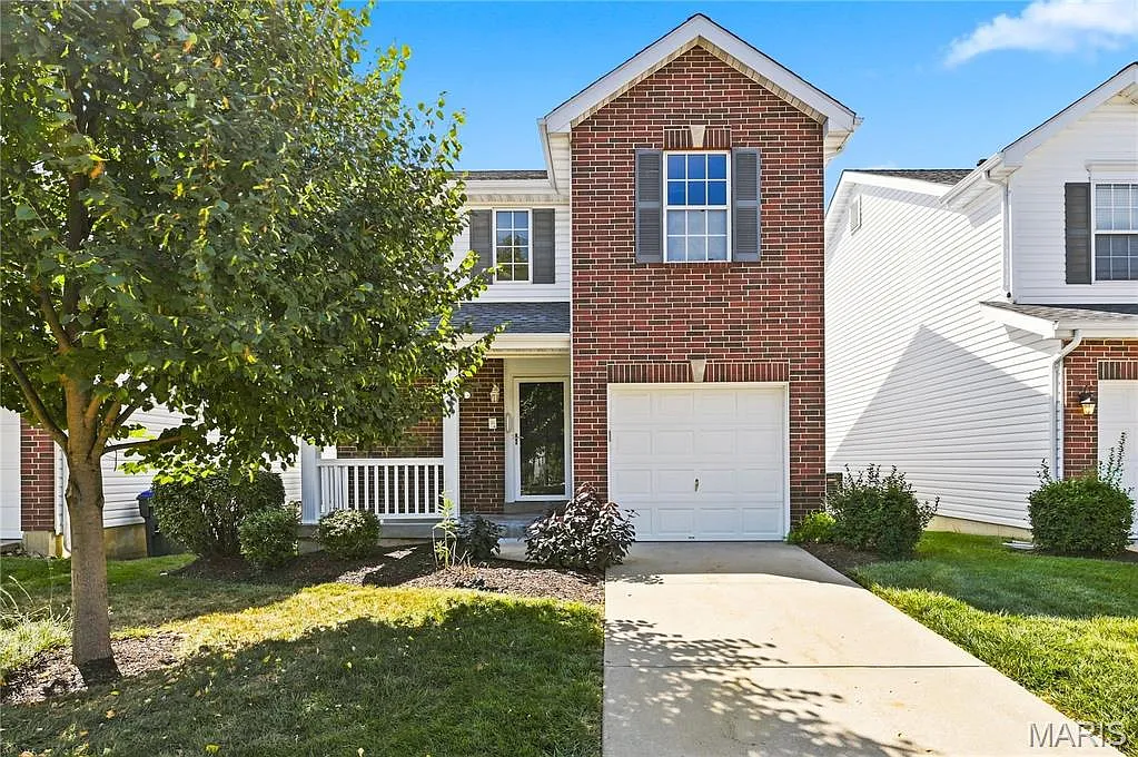 2 bed, 2.0 bath, 1260 sqft, $2,300 — Photo 1