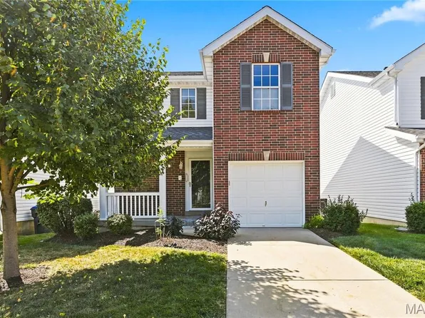 306 Tyndale Dr, O'Fallon, MO 63366