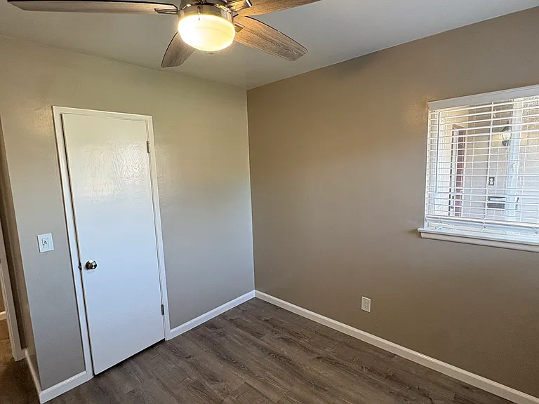 1531 Sansinena Ln — Photo 10