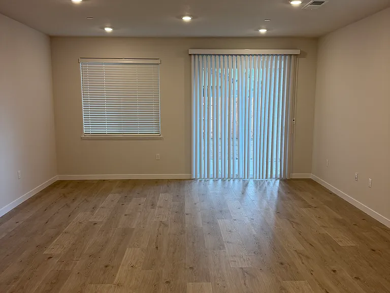 2704 Contour Way — Photo 16