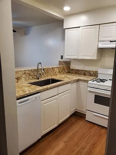 4860 E Lane Ave #118 — Photo 13