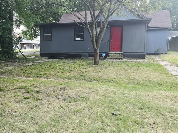 519 S B St, Arkansas City, KS 67005
