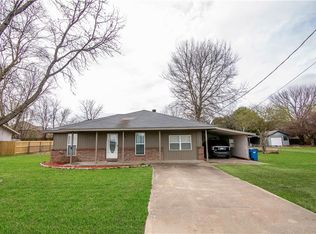 910 SW Tater Black Rd, Bentonville, AR 72712