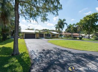 96 W Palm Dr, Margate, FL 33063