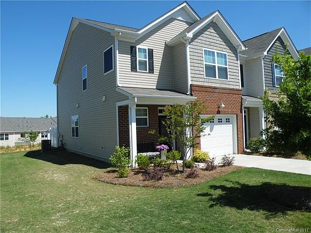 1st image of 3274 Yarmouth Ln #17