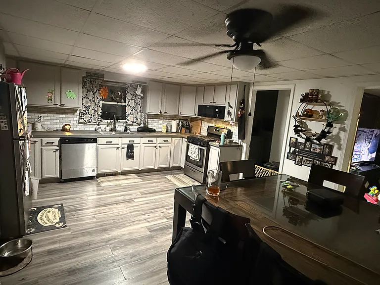 418 Keystone St — Photo 5