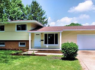 1515 W Illinois Ave, Aurora, IL 60506