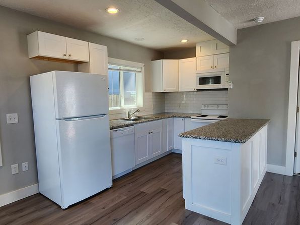 820 & 860 S Park St #820-7