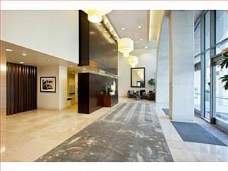 3rd image of 38 N Almaden Blvd Unit 716