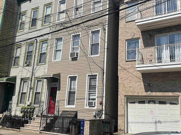146 South St #2 — Photo 11