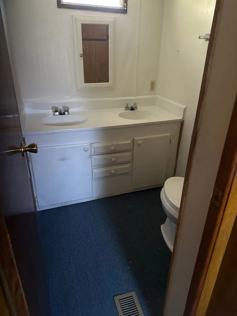 Affordable 2 Bedroom/ 1.5 Bath Mobile Home — Photo 4