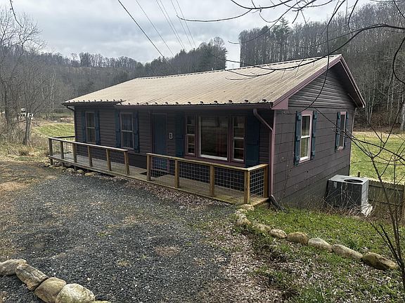 2nd image of 1767 N 226th Hwy