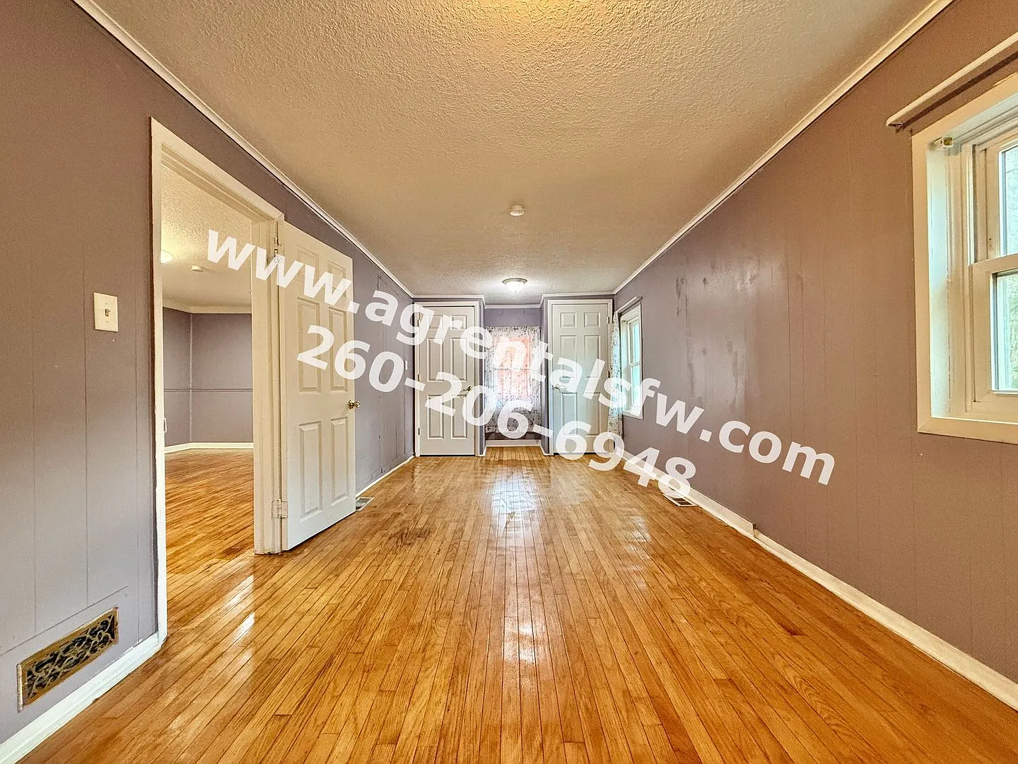 4 Bedroom House — Photo 4
