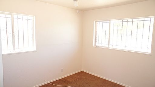 5th image of 3107 Elmwood Pl
