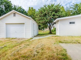 408 S 6th St #2, Manhattan, KS 66502