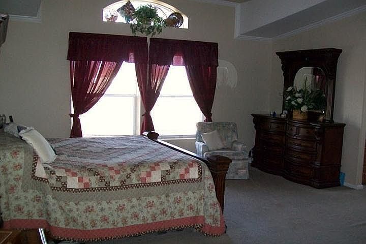 Master Retreat
						:
						Huge master with walk-in closet, separate shower area. Oversize soaking tub.