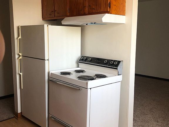 4th image of 591 County Road B W APT 12
