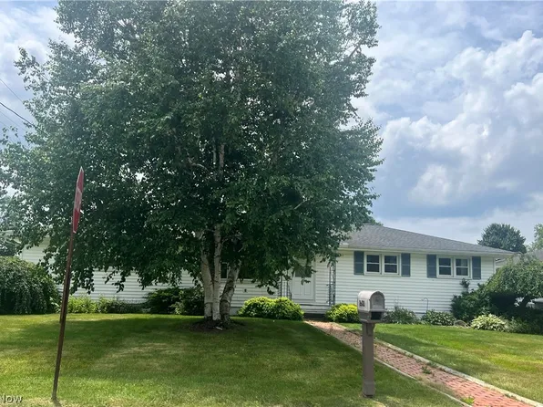 1600 Oak St, Girard, OH 44420