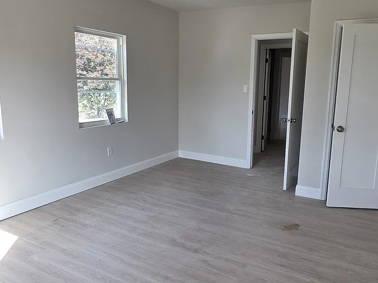 301 N Genoa Ave — Photo 13