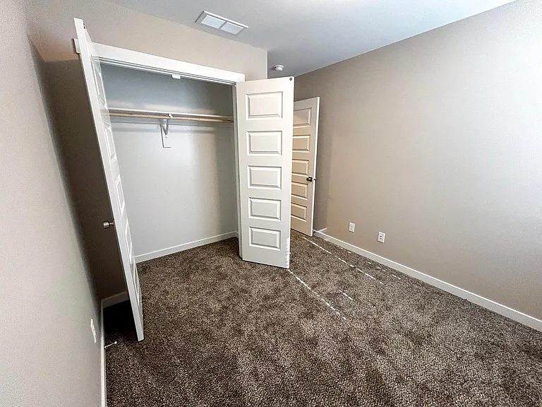 190 Margette Way — Photo 22