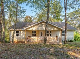 316 Maple Leaf Ln, Clyde, NC 28721