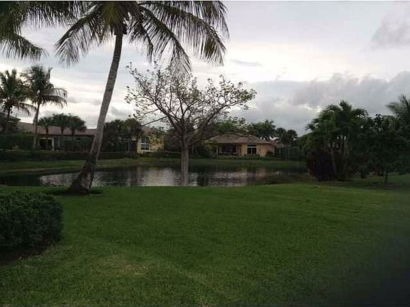 3rd image of 6894 NW 126th Ave