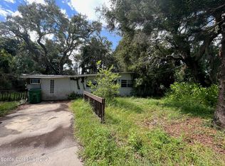 108 Oak Ln, Cape Canaveral, FL 32920