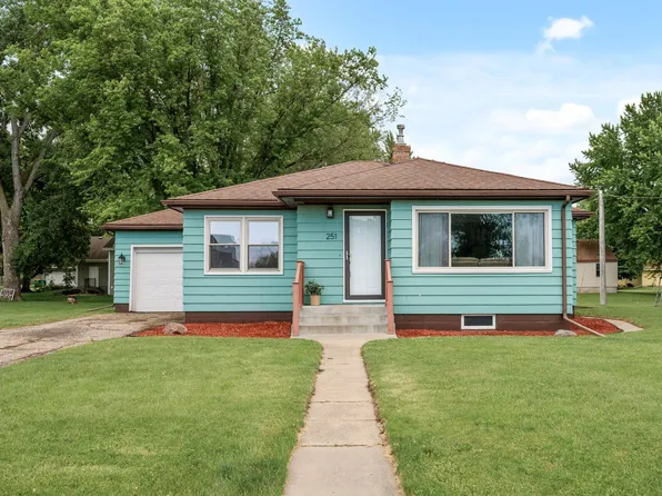251 State Ave N, New Germany, MN 55367