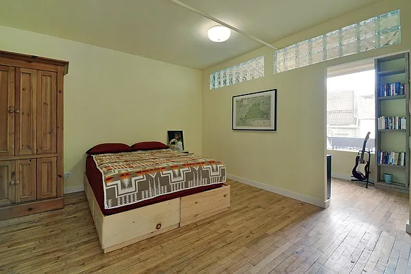 Sold by Corcoran | media 10