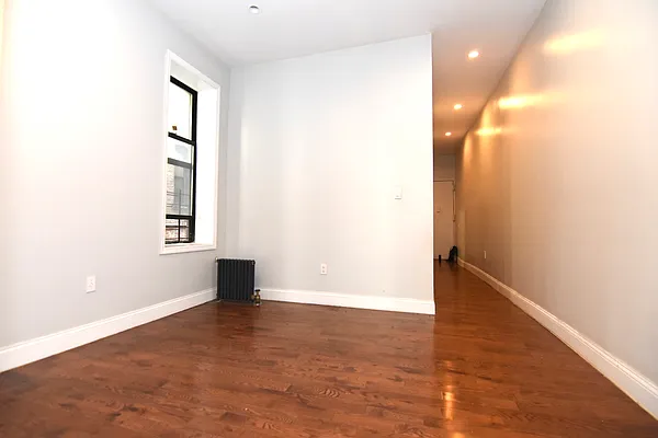 Rented by Compass | media 6