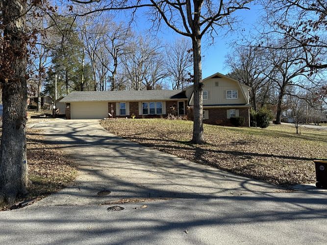 1st image of 110 Shady Ln