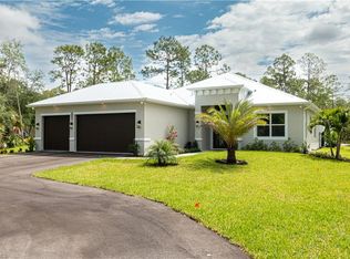 3002 4th St NW, Naples, FL 34120