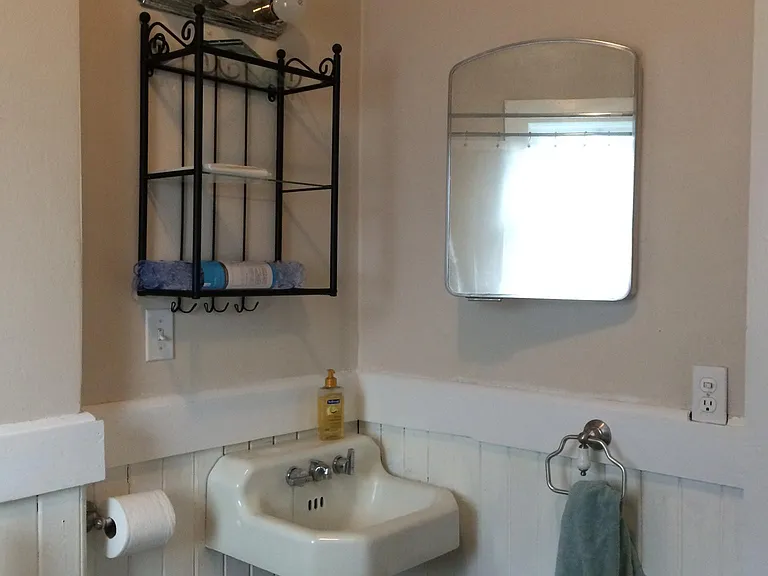 7117 N John Ave #2 — Photo 14