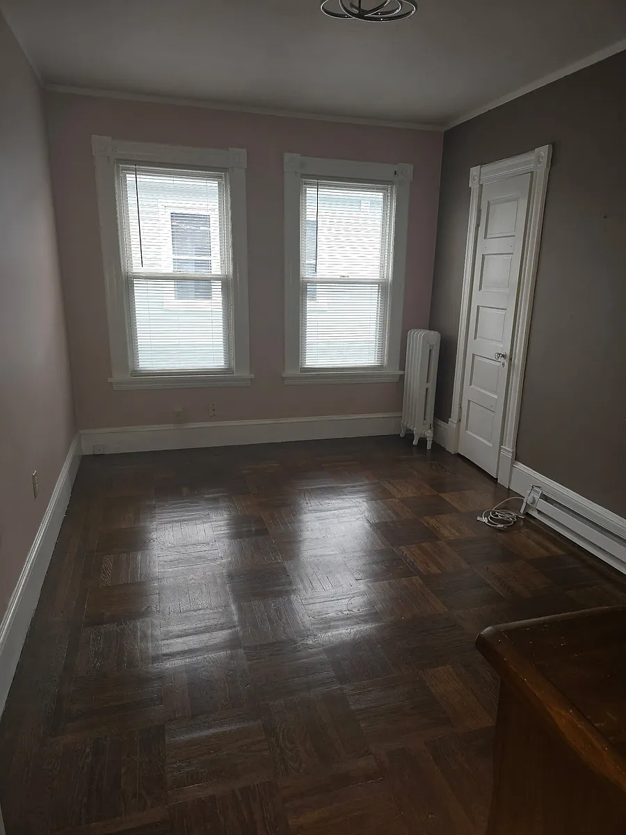 Building Photo - 45 Linden St #45