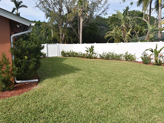2nd image of 5613 Shaddelee Ln W
