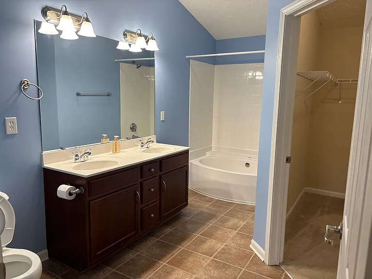 9400 Clubview Dr #201 — Photo 13