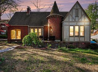 221 Spring St, Thomasville, NC 27360
