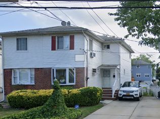 23520 147th Dr, Jamaica, NY 11422