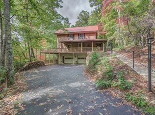 110 John Knox Rd, Black Mountain, NC 28711