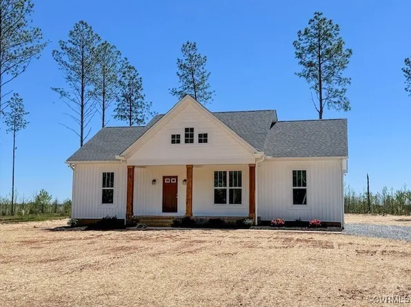 Country Club Rd, Brodnax, VA 23920