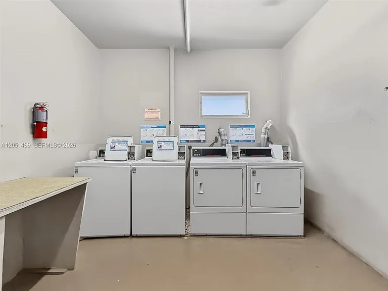 2431 SW 82nd Ave #203 — Photo 15