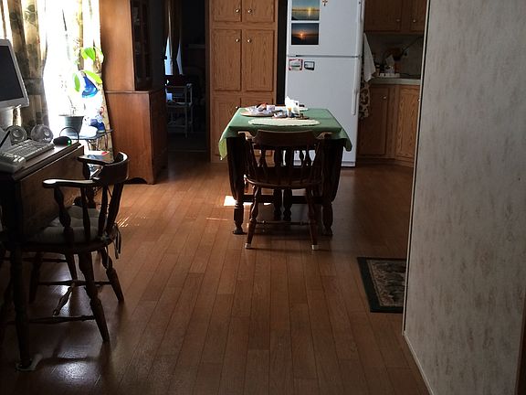 5th image of 144 S Dogwood Ct