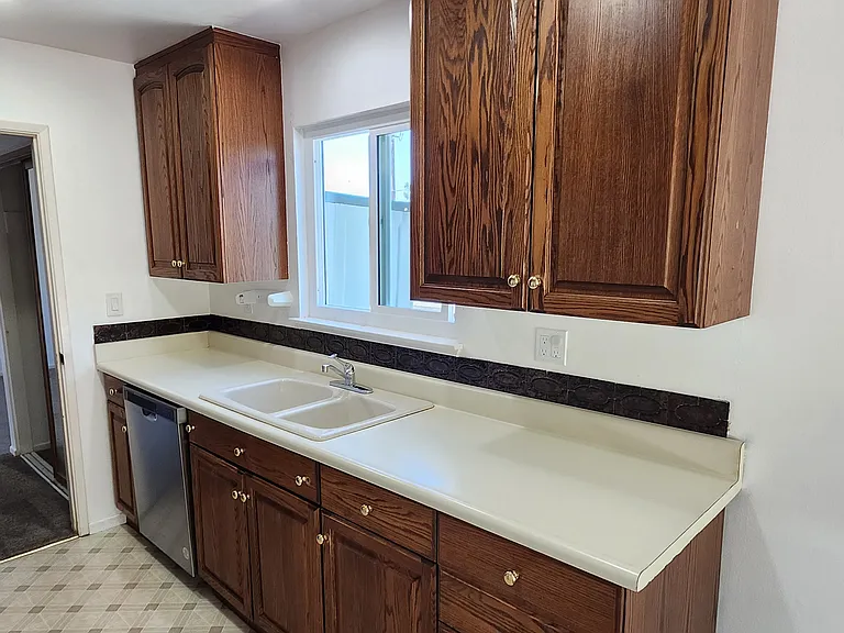 1241 W Fir Ave — Photo 6