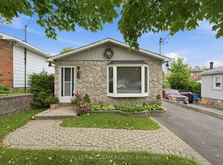 289 Montfort St, Ottawa, ON K1L5N7