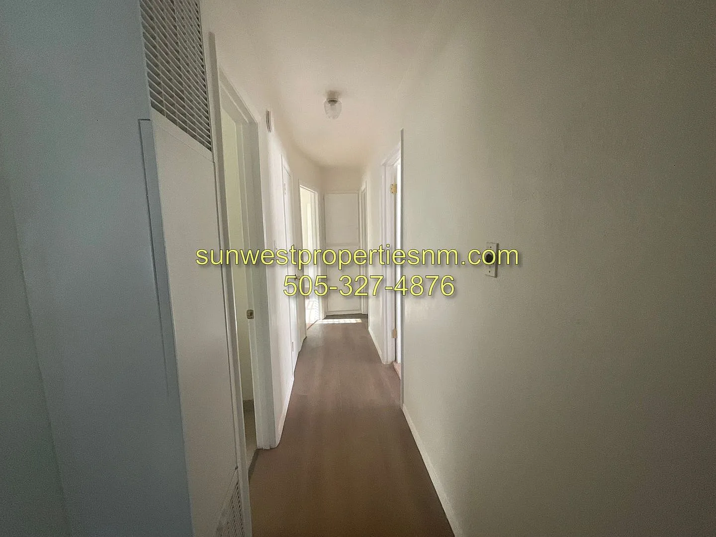 3 Bedroom, 2 Bathroom House — Photo 3